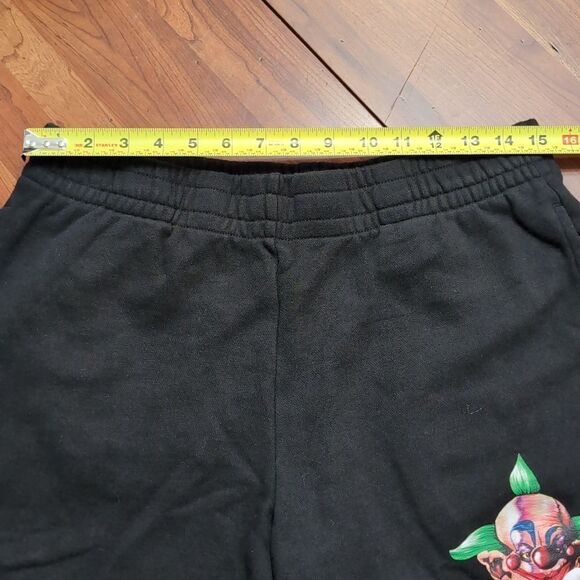 Chalk Line Killer Klowns From Outer Space Black Knit Graphic Shorts Sz L - Picture 7 of 10